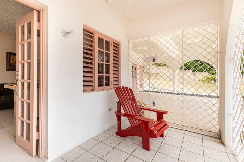 Shaw Park Gem Apt 12A Очо-Ріос Екстер'єр фото