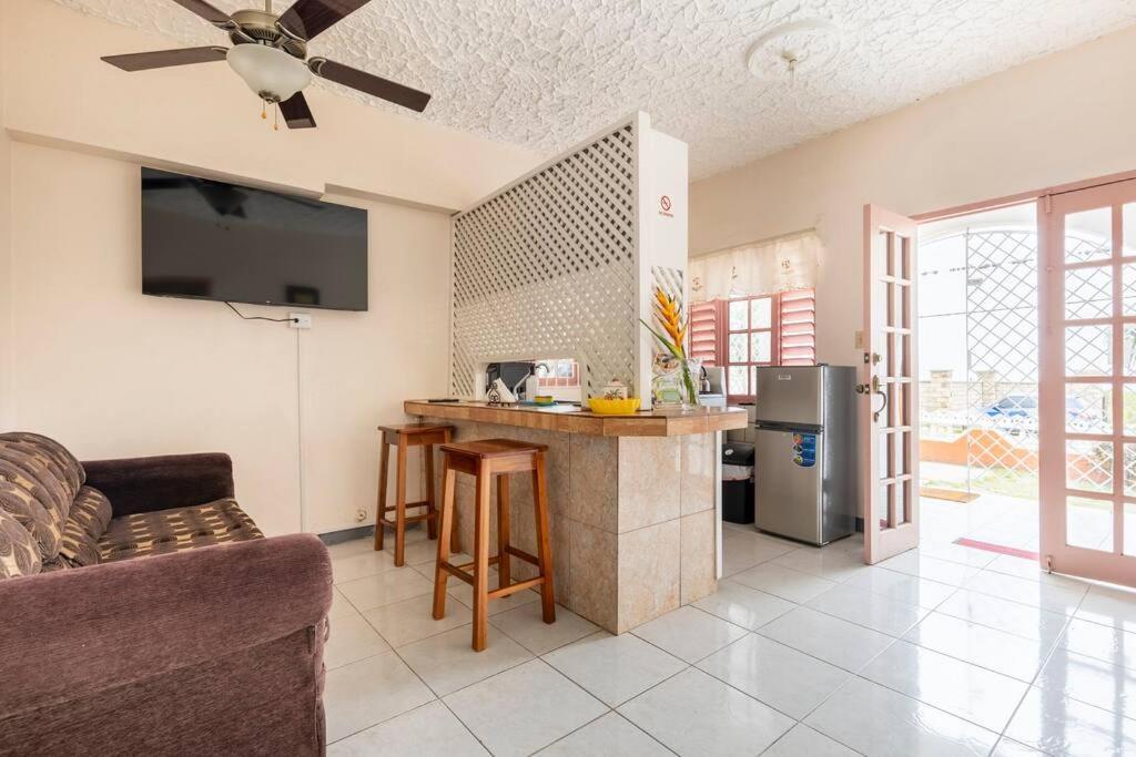 Shaw Park Gem Apt 12A Очо-Ріос Екстер'єр фото
